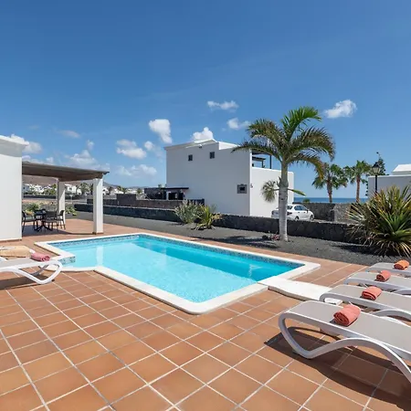 Villa Ambar